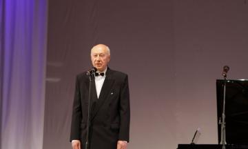 Начало работы музыкально-художественного салона, посвященного 100-летию Республики Бурятия