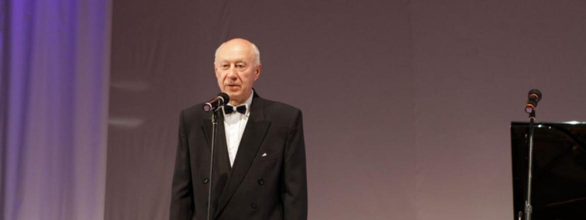 Начало работы музыкально-художественного салона, посвященного 100-летию Республики Бурятия