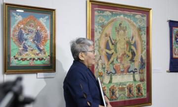 Музею подарили икону, выполненную мастером буддийской живописи Данзаном Дондоковым