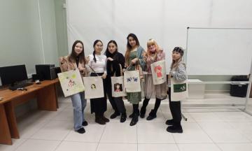 Встречаем Весну яркими красками!