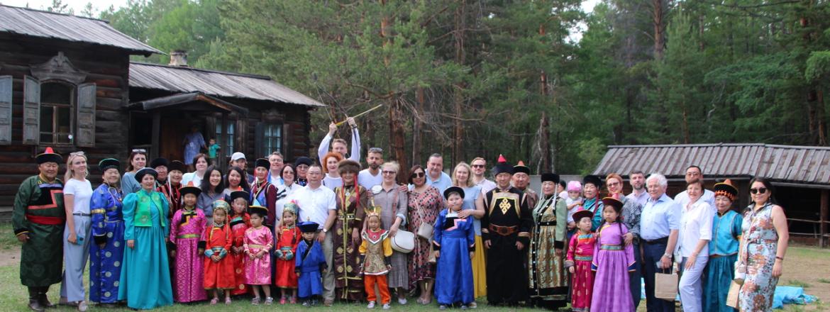 Участники Байкальской Ассамблеи посетили Этнографический музей народов Забайкалья