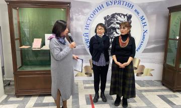 В музее открылась необычная выставка текстиля и керамики