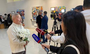 В Улан-Удэ открылась выставка Бальжинимы Доржиева