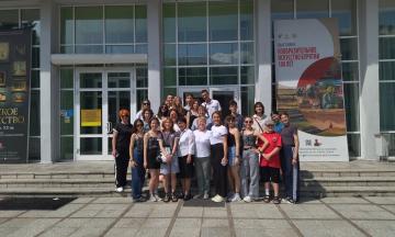 Музей природы Бурятии посетили дети из Старобешевского района ДНР