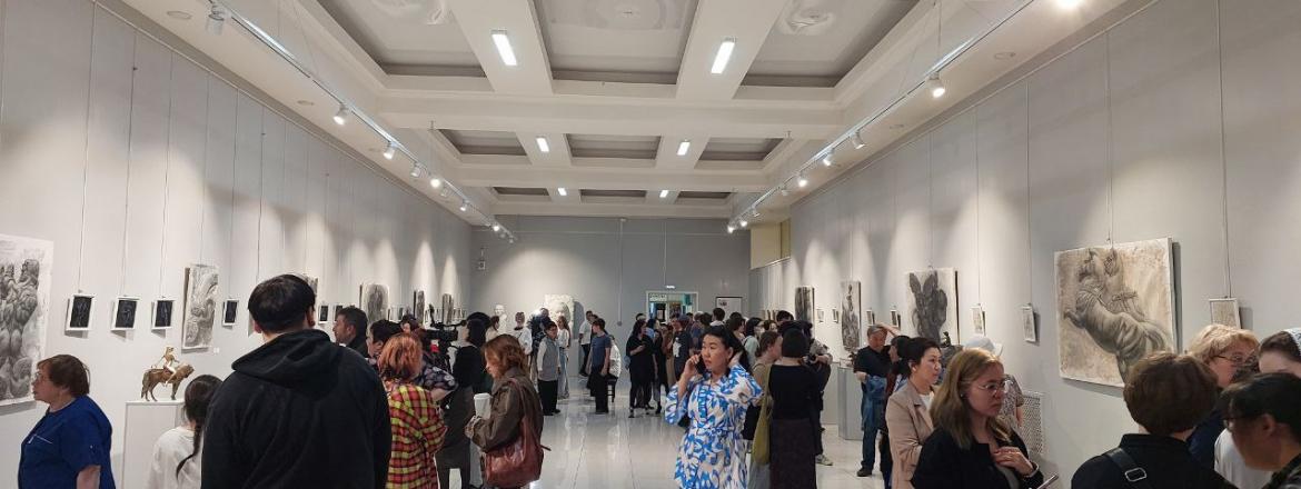 ОН и ОНА: диалог вечных начал в скульптуре и графике