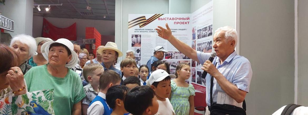 Память сквозь годы: в Национальном музее Бурятии почтили подвиг участников легендарного Парада Победы 1945 года!