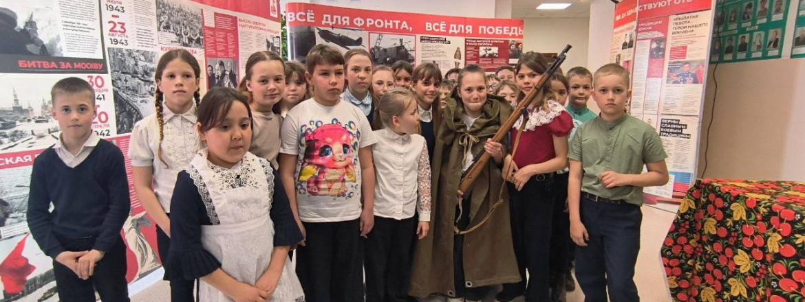 Передвижная выставка «Уроки истории. Великая Победа» в селе Новый Заган