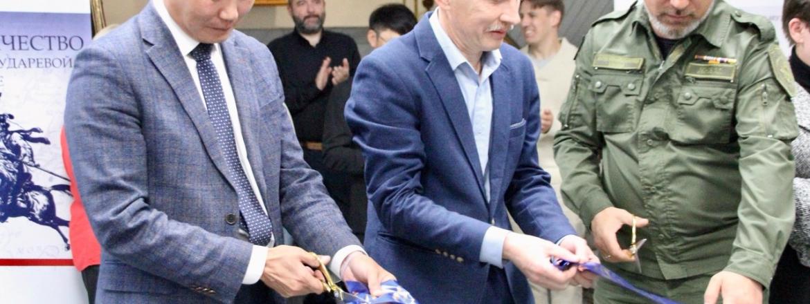 В Улан-Удэ открылась выставка «Казачество на государевой службе»