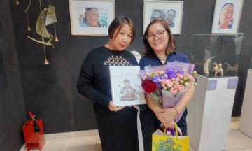 В Улан-Удэ открылась выставка «Вахана» Зандана Дугарова