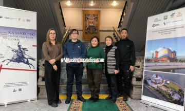 Делегация Республики Саха (Якутия) в национальном музее Бурятии