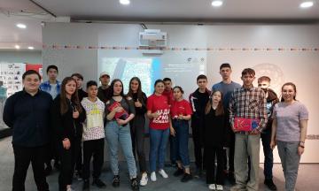 Студенты и активисты ОНФ посетили музей
