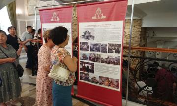 День рождения Далай-ламы отметили выездной выставкой