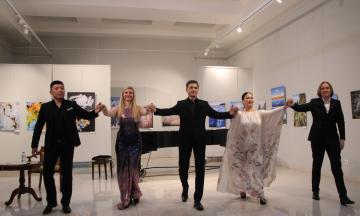 Концерт «От сердца к сердцу» среди музейных картин