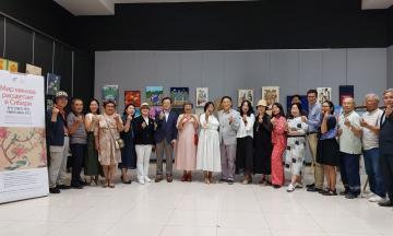 В Национальном музее Бурятии открылась выставка корейского народного искусства «Минхва»