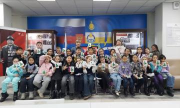 6 февраля Музей истории Бурятии имени М.Н. Хангалова посетили учащиеся 2 «В» класса МАОУ «Сотниковская СОШ» Иволгинского района.