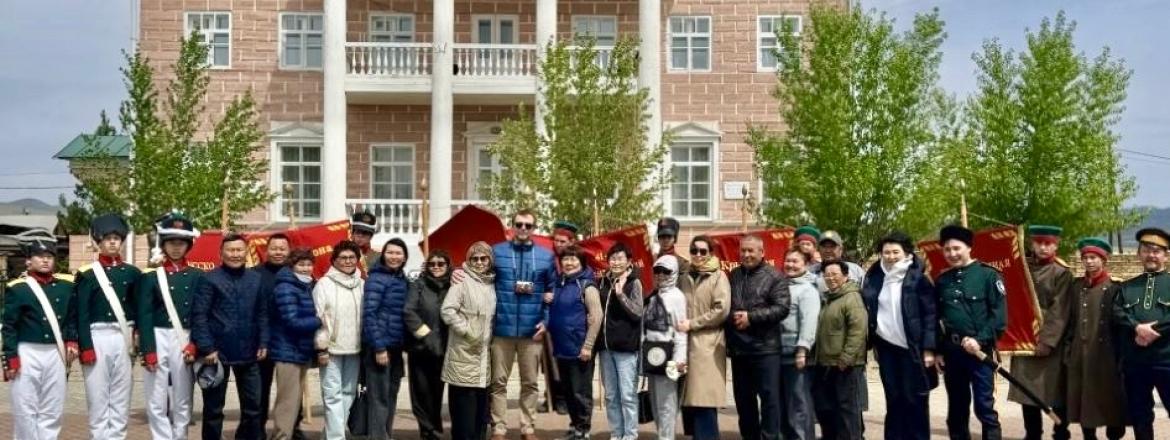 Клим Шипенко посетил Бурятию для подготовки к съёмкам фильма о Савве Рагузинском