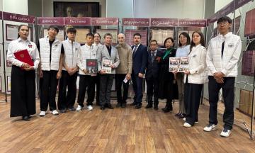 В Национальном музее представили выставку о преступлениях нацистов в Донбассе и книгу о геноциде детей в годы войны!